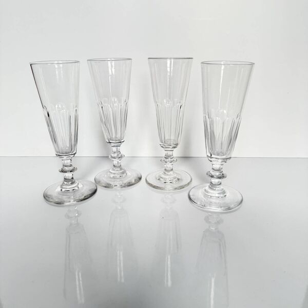 4 flûtes à champagne en cristal