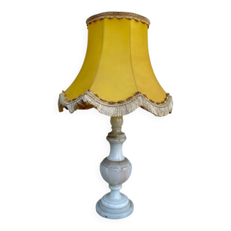 Large period alabaster lamp