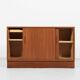 Midcentury Danish lowboard in teak with 2 sliding doors by Hundevad 1960s - 108cm