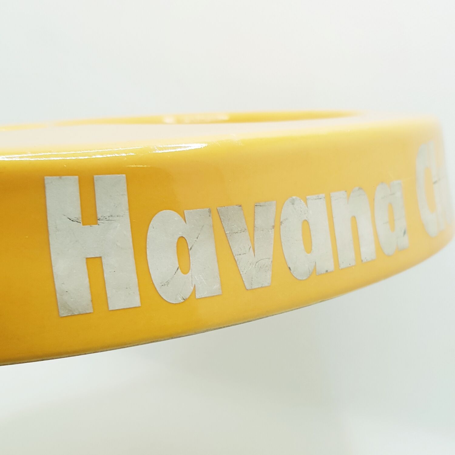 Ceramic cigar ashtray