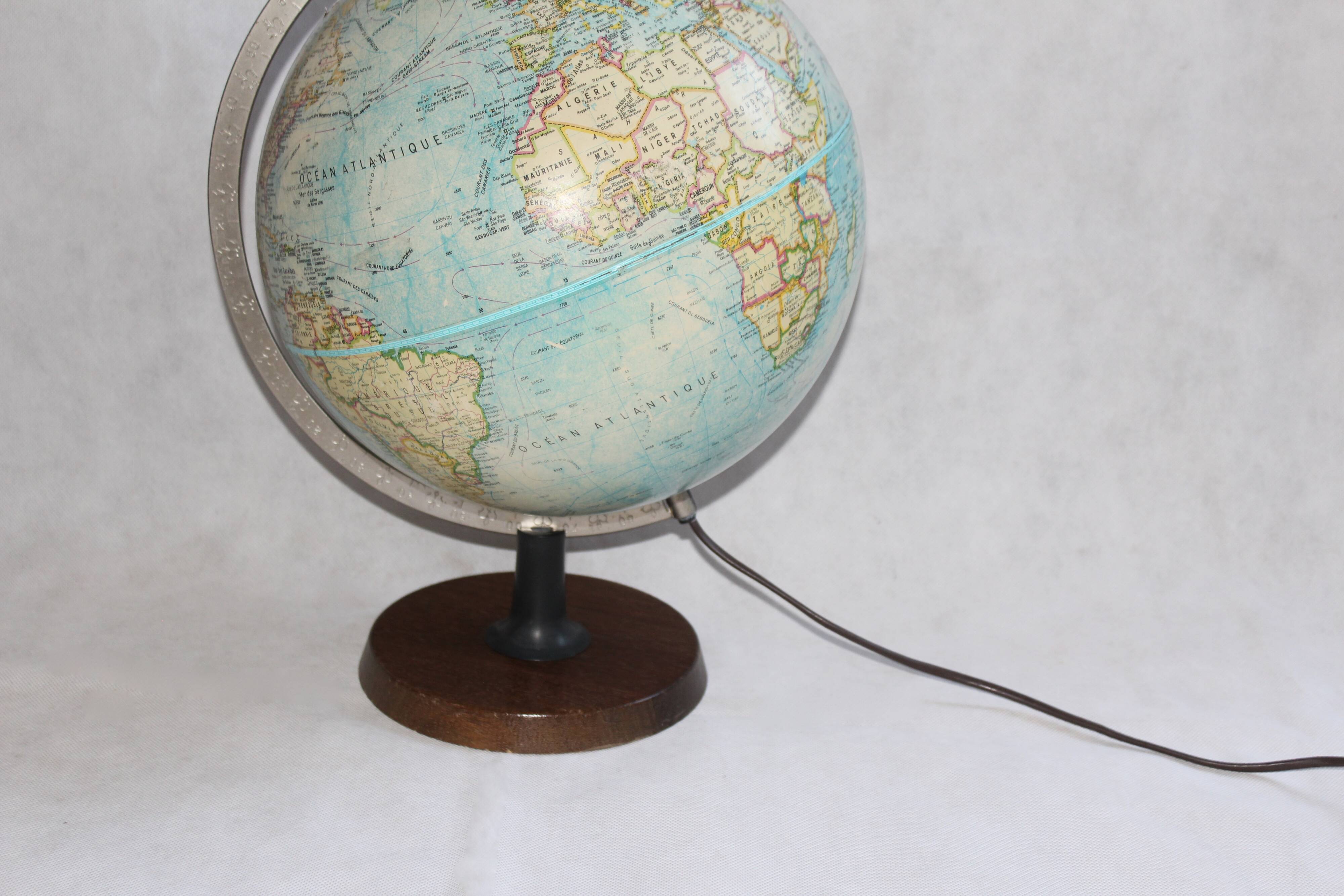 Globe land vintage 1970