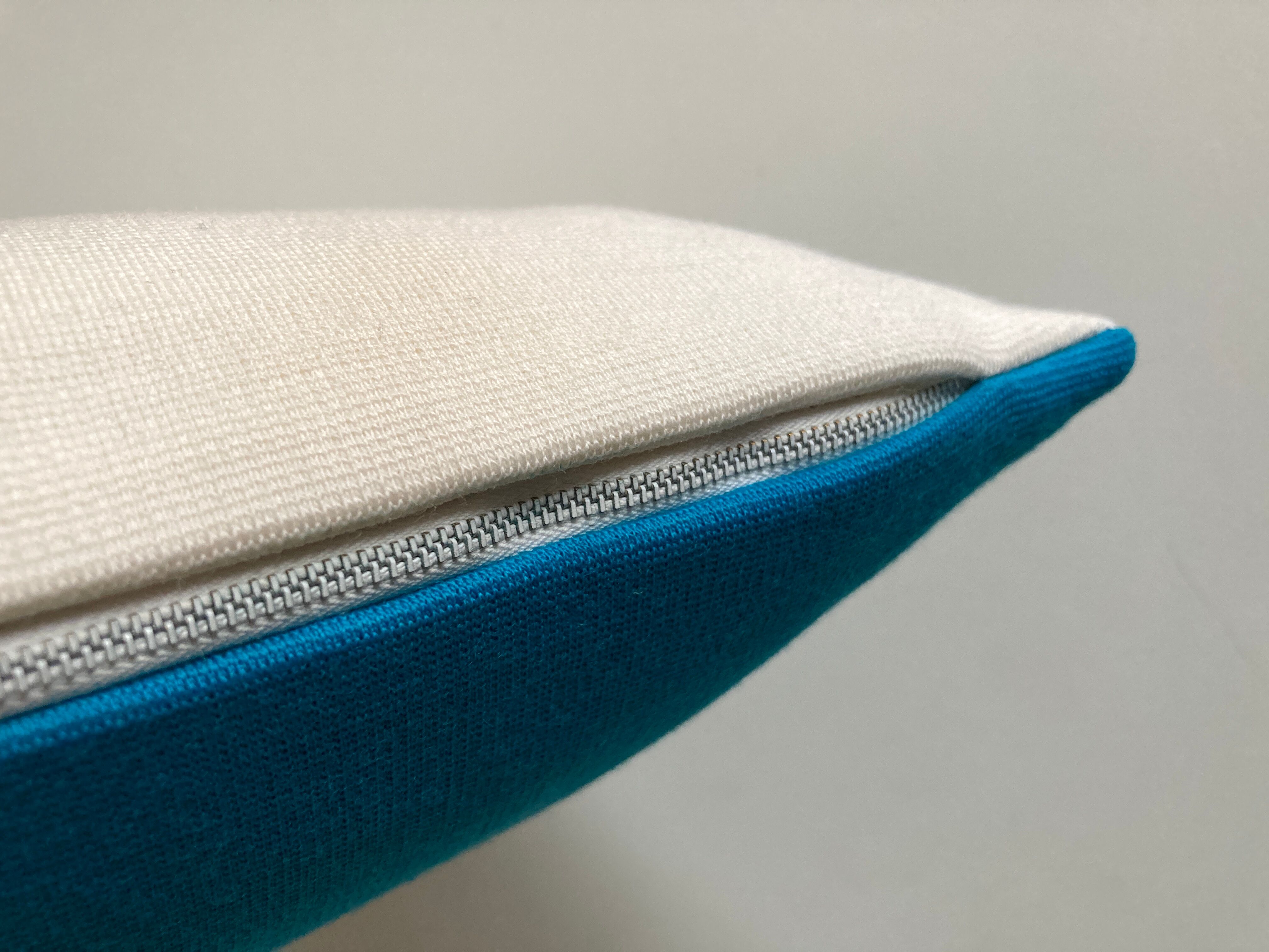 Racine space age 1960 wool jersey cushion on both sides
