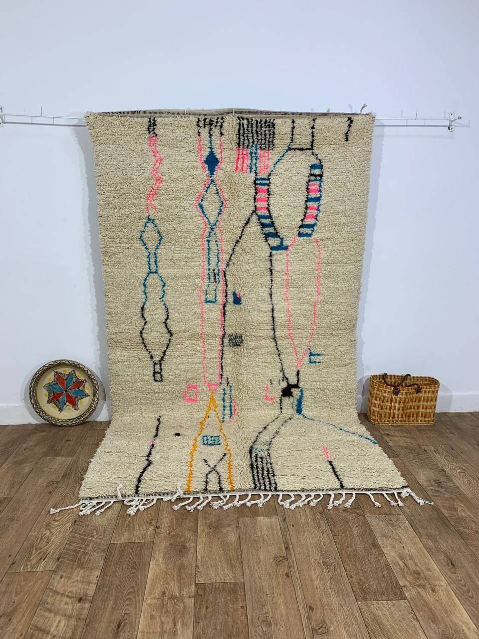 Handmade Moroccan Berber rug 260 x 150 cm