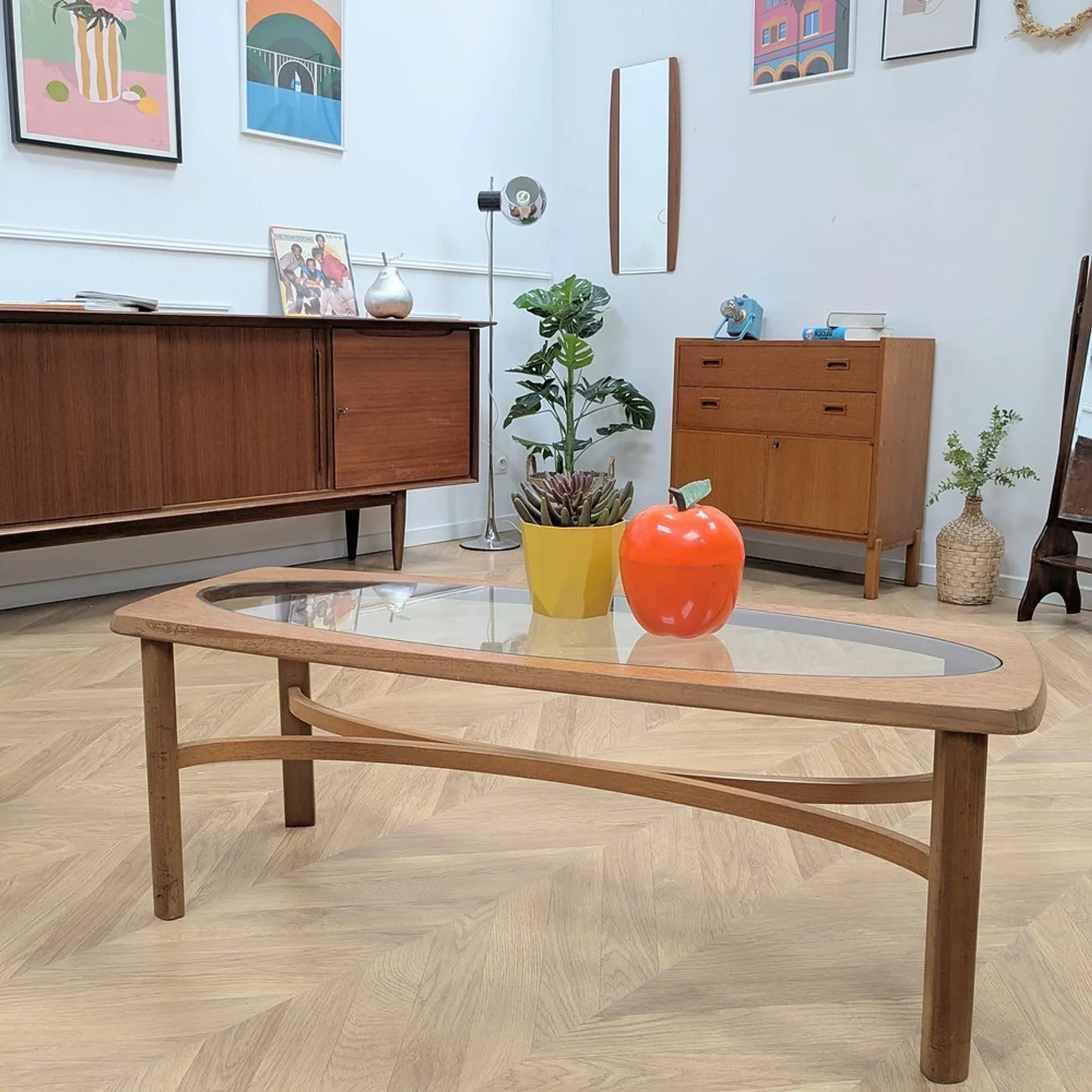 Vintage Nathan coffee table in teak and glass, 1960s.