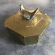 Box in solid brass octagon shape bird decoration 14,8cm