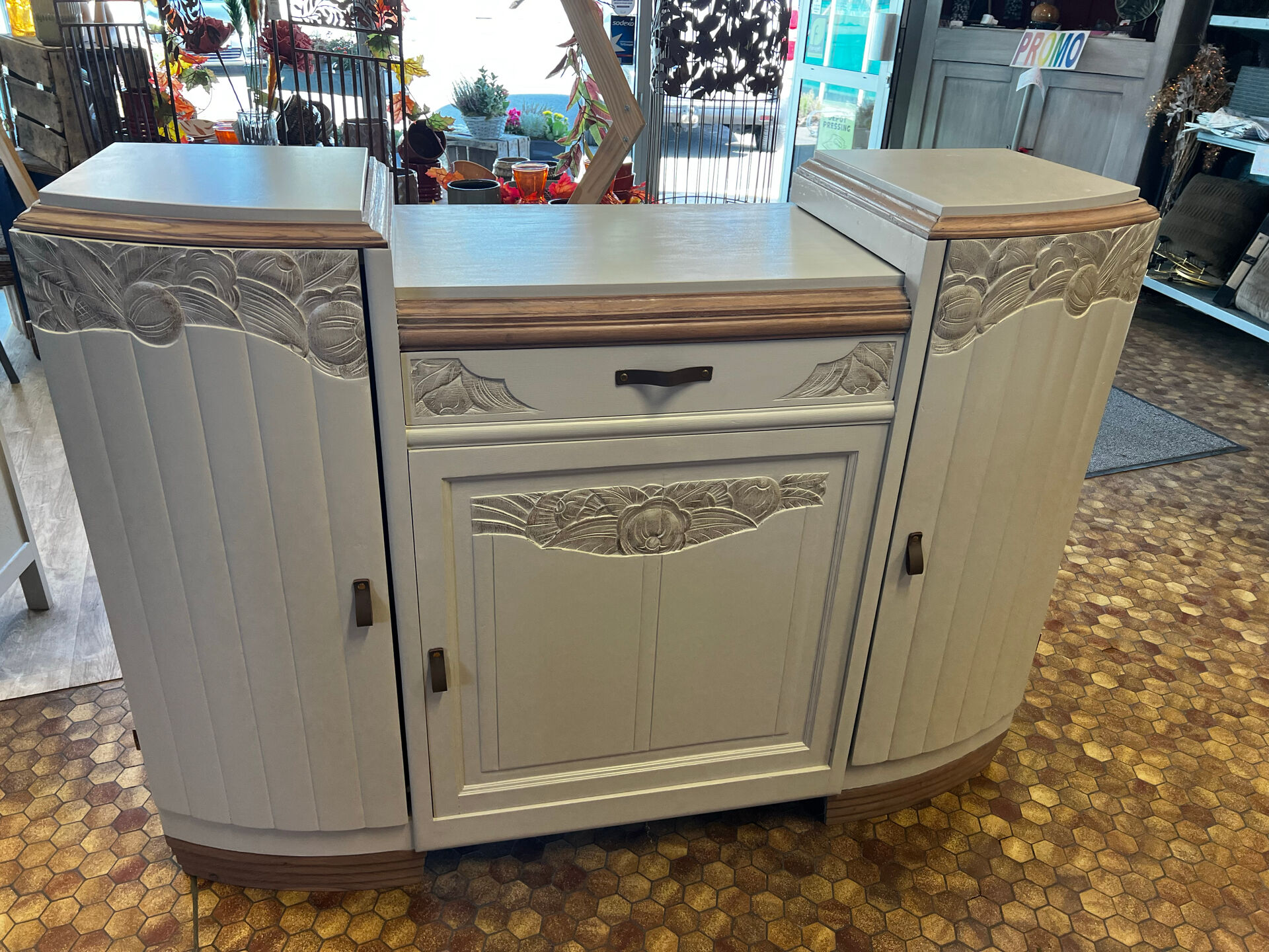 Buffet art deco