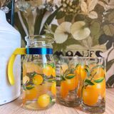 Pitcher and 2 clementine pattern glasses