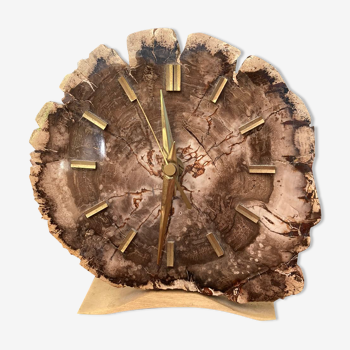 Table clock in petrified wood and vintage brass