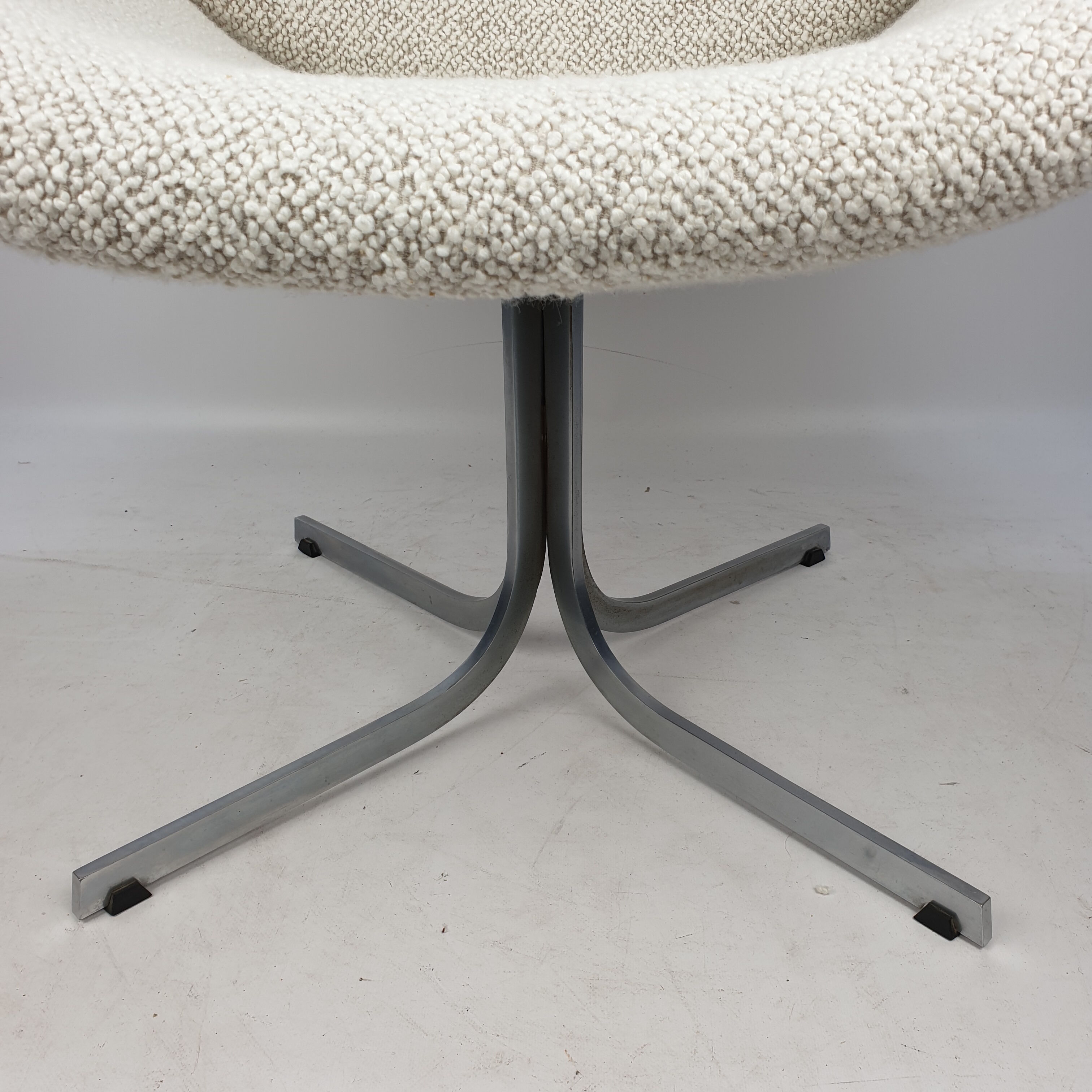 Big Tulip chair by Pierre Paulin for Artifort, 1960s