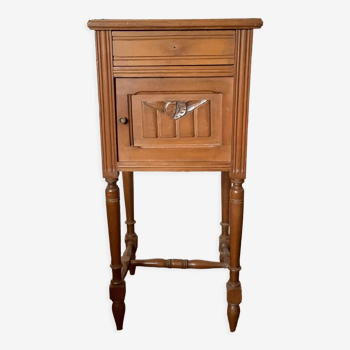 Table de chevet