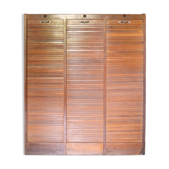 Notary triple curtain cabinet