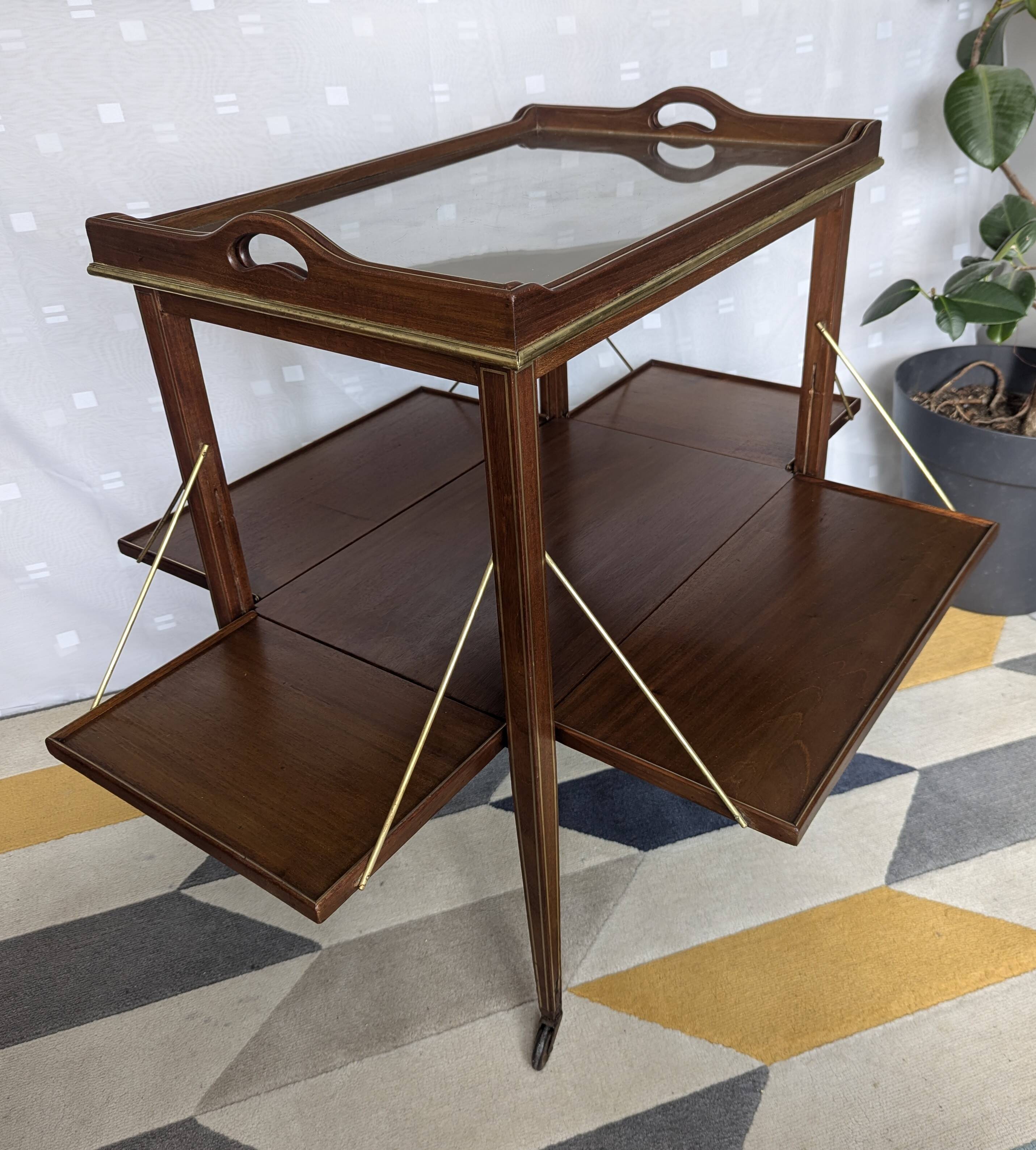 Table à thé 1900 art nouveau acajou laiton meuble ancien desserte
