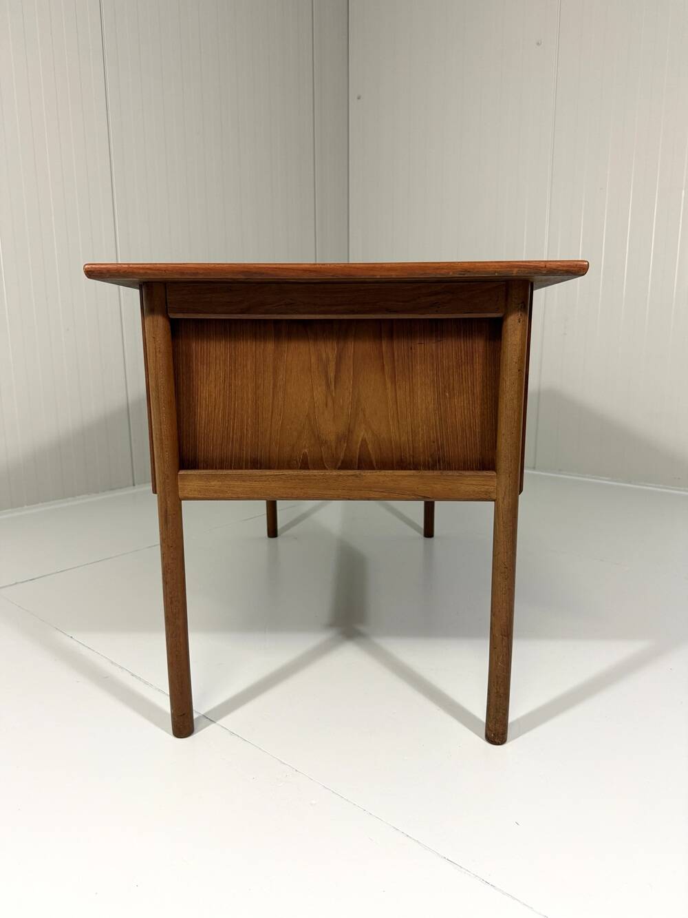 Bureau en teck Gunnar Nielsen Tibergaard Danemark
