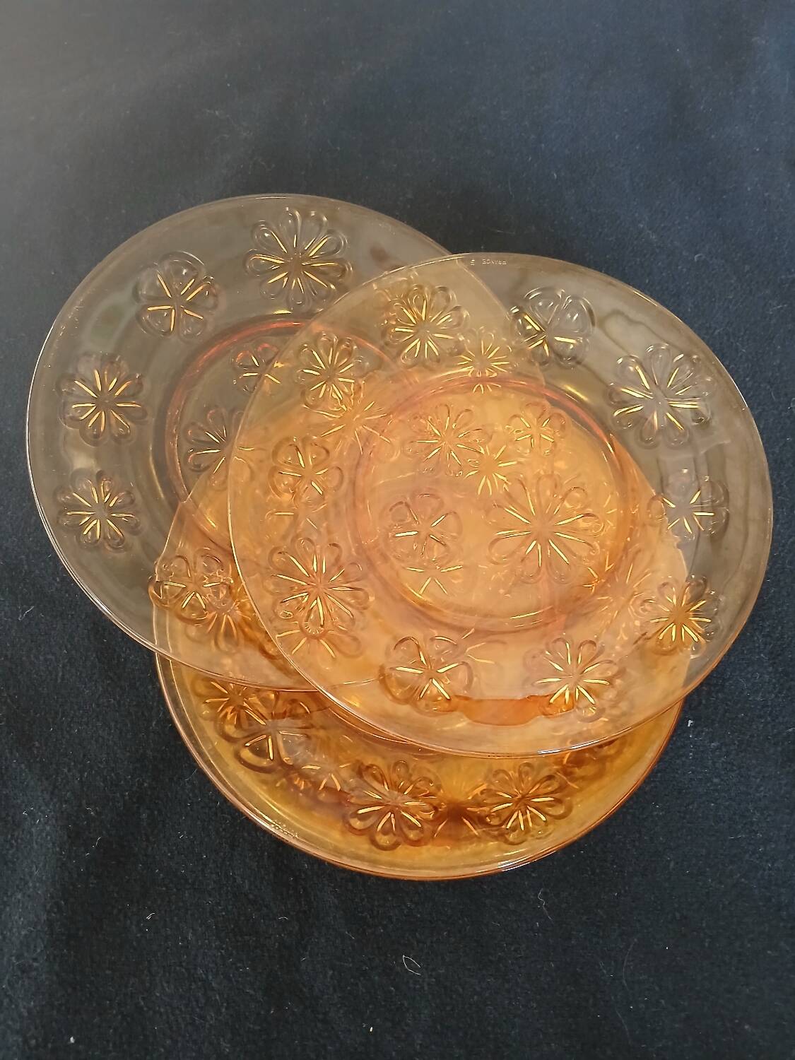 6 assiettes à dessert vintages Vereco