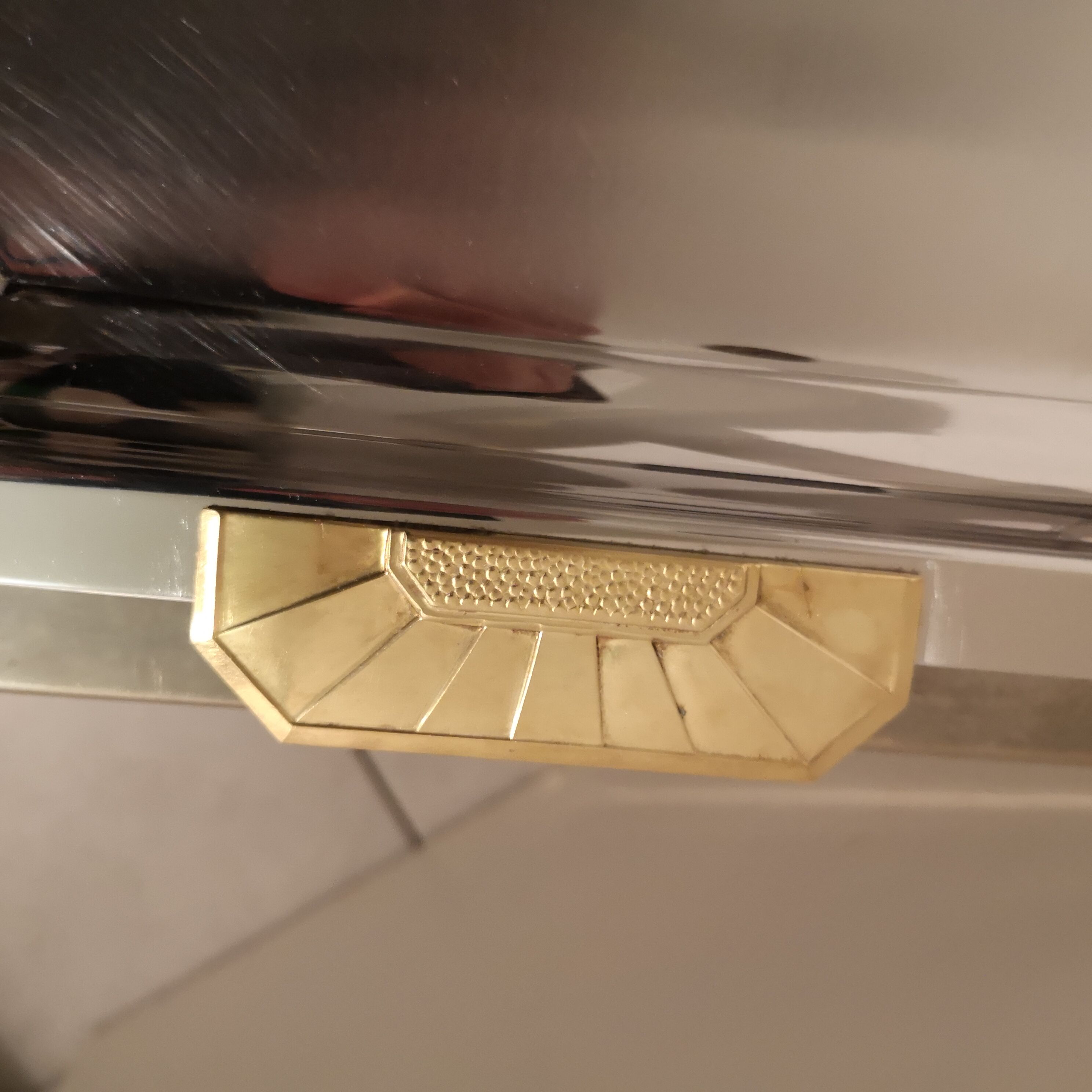 Plateau XXL Jean Couzon "Charleston 1925" en inox 18/10 et laiton