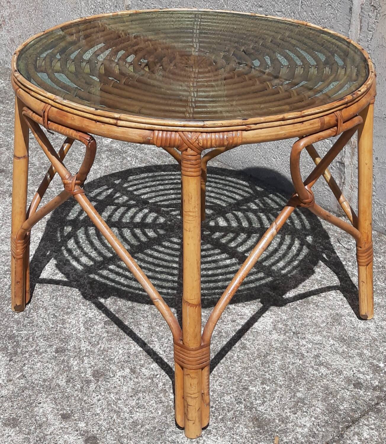 Rattan/bamboo coffee table (glass top)