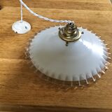 Opaline suspension