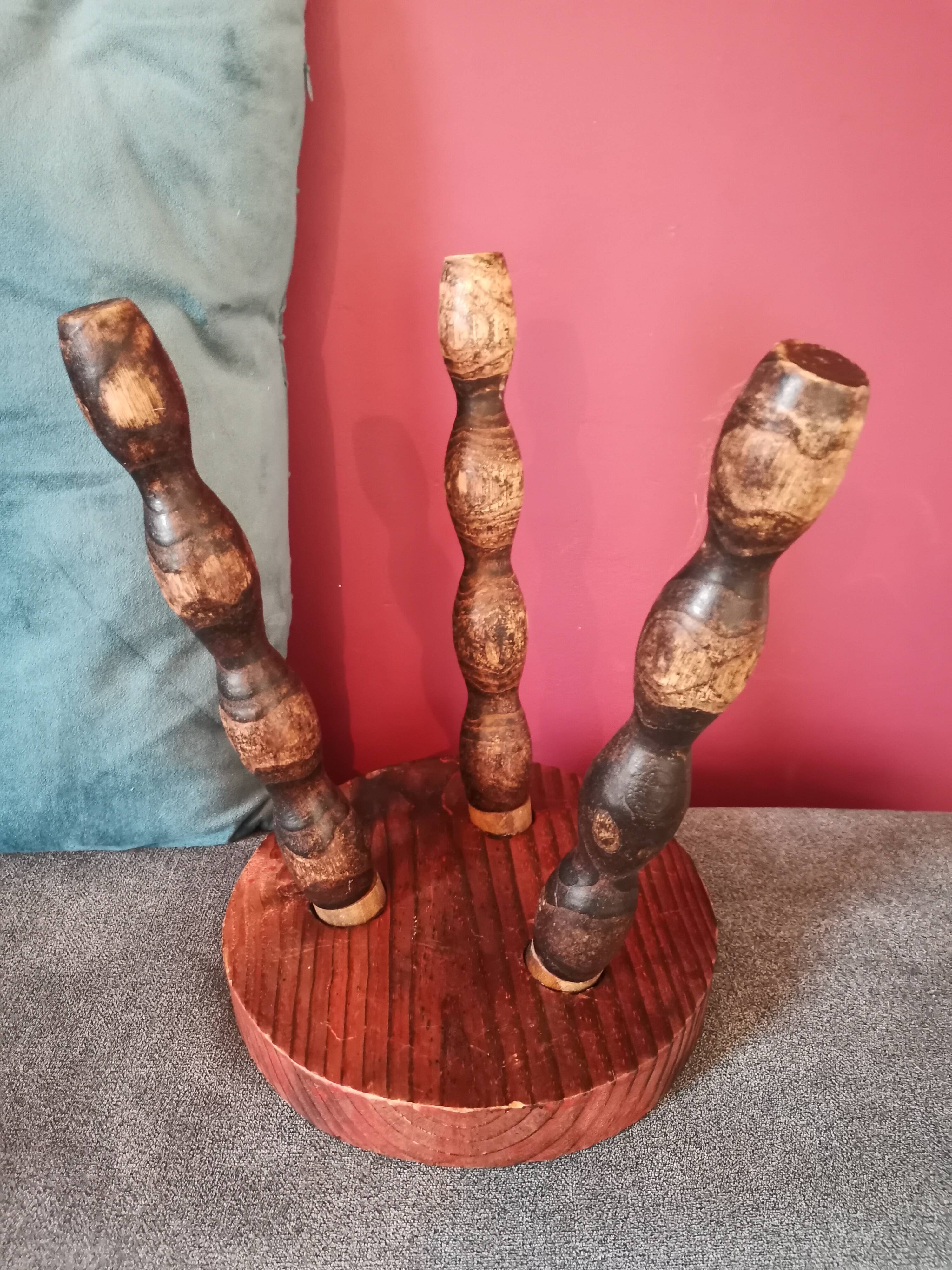 Stool with turned legs