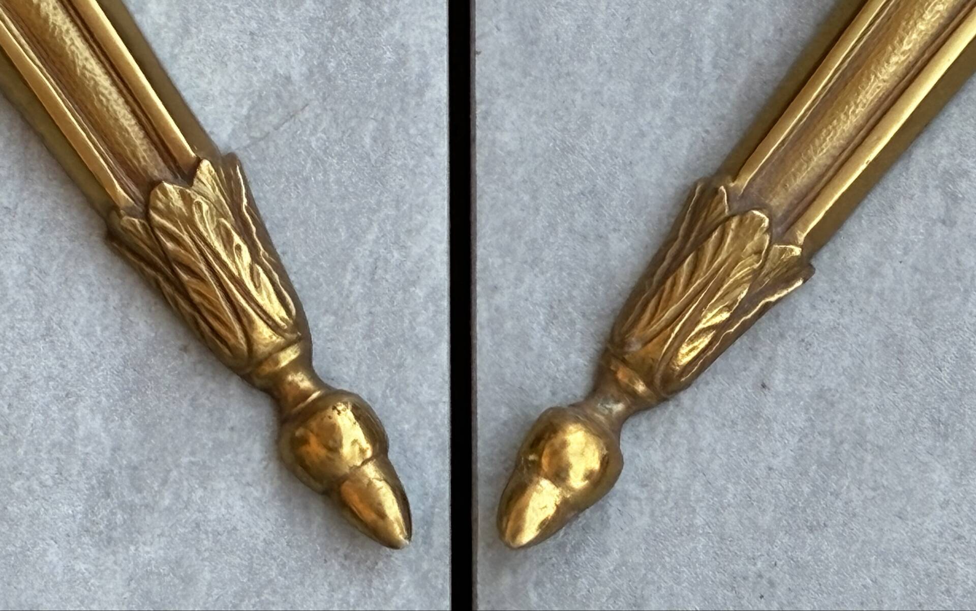 Paires d’appliques bronze Louis XVI Lucien Gau