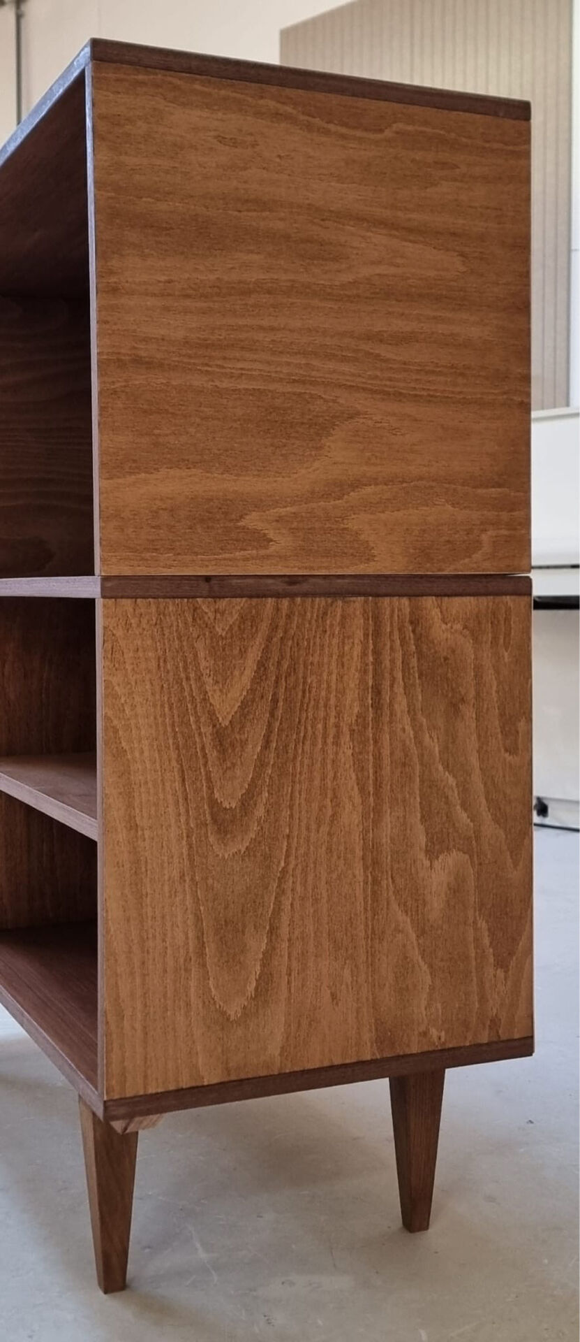 Toke record cabinet