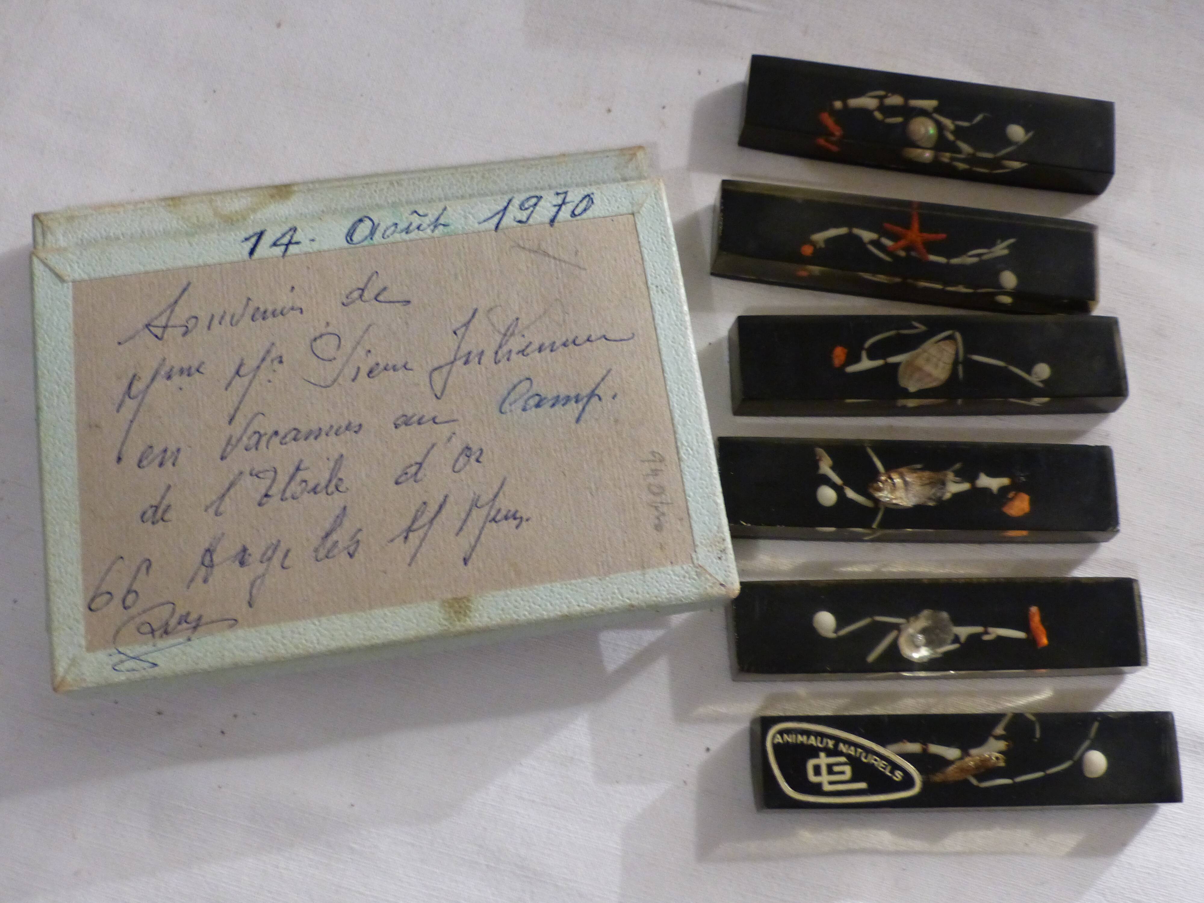 6 vintage knife holders, resin inclusion, shells.