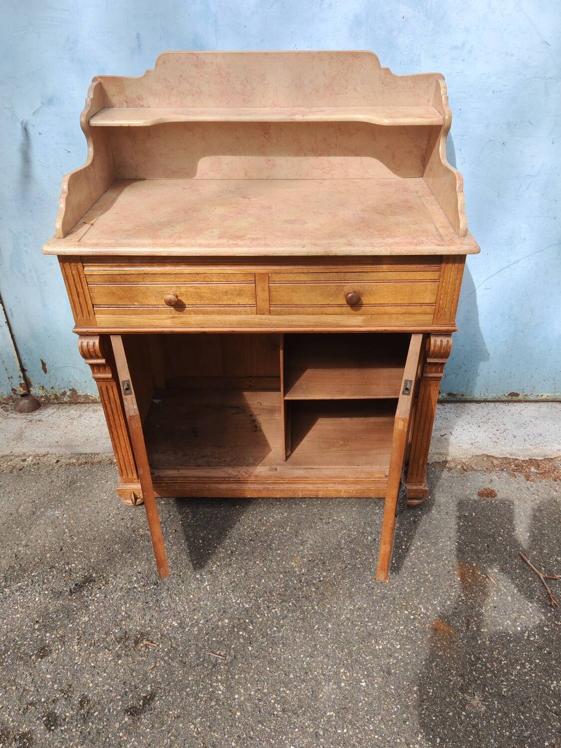 1800 fir chest of drawers