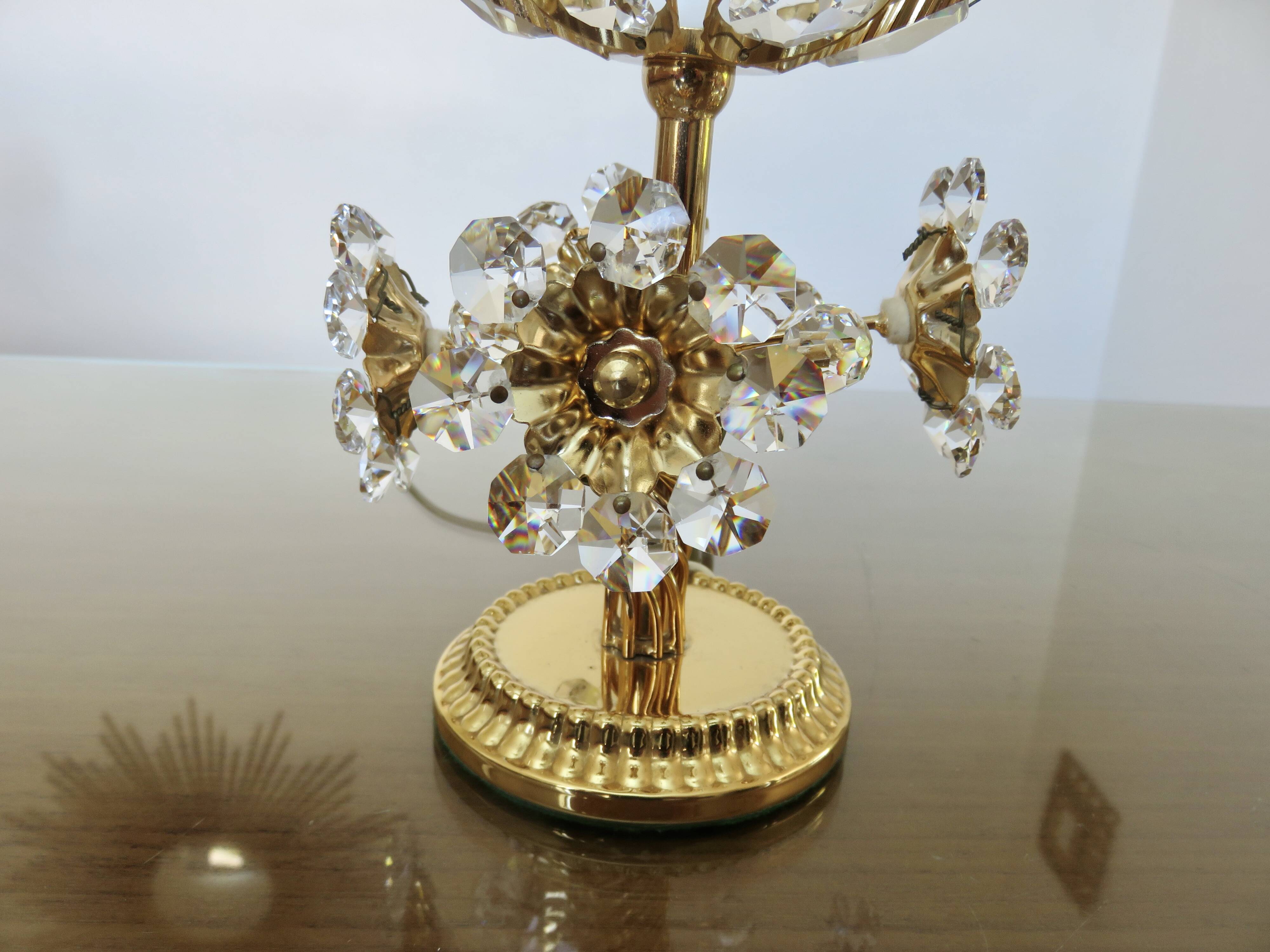 Pair of flower lamps, Hollywood Regency, crystal and gilded brass, 1970