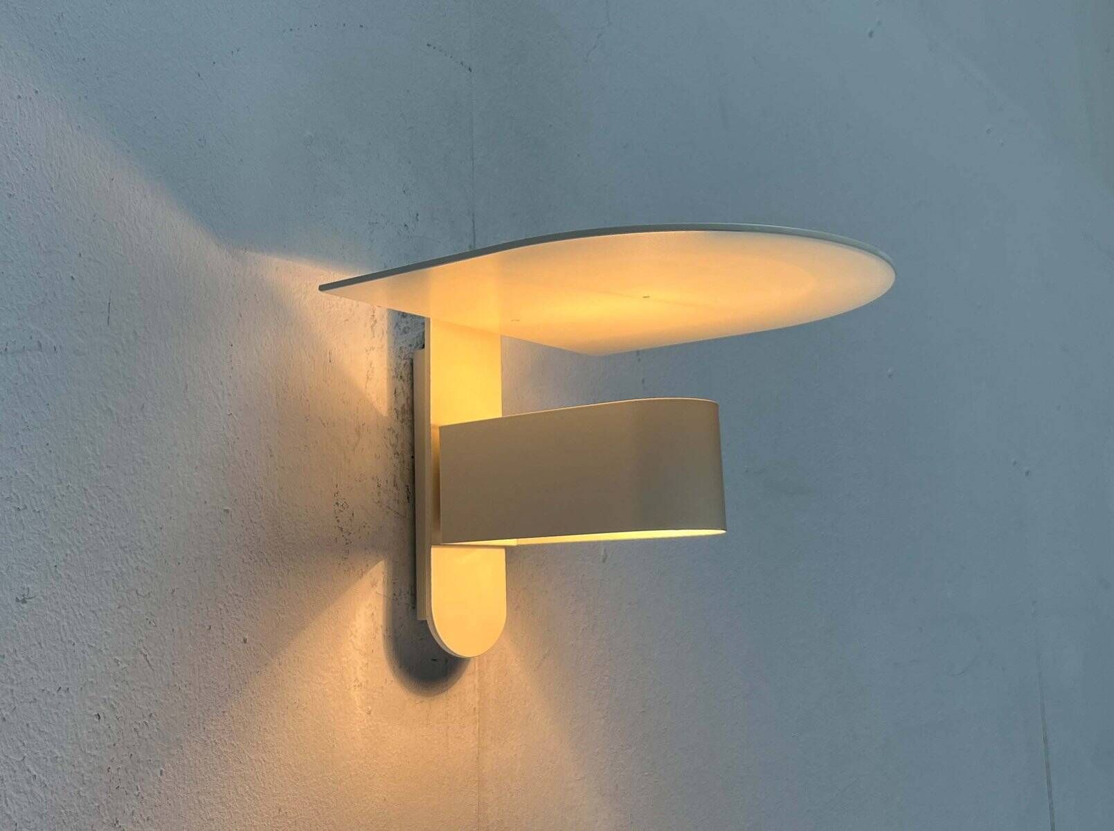 Mid-Century Modern Danish Minimalist Model 3020 Kasket Wall Lamp by Jørgen Klinkby for Lyskaer, 1960s
