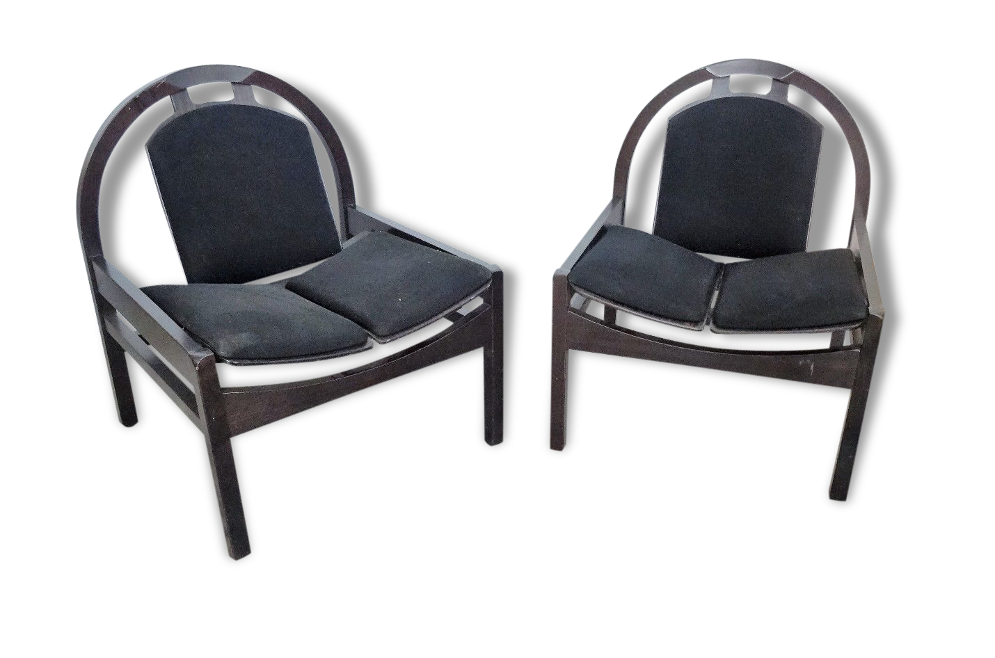 Pair of chairs BAUMANN - France - around 1980.