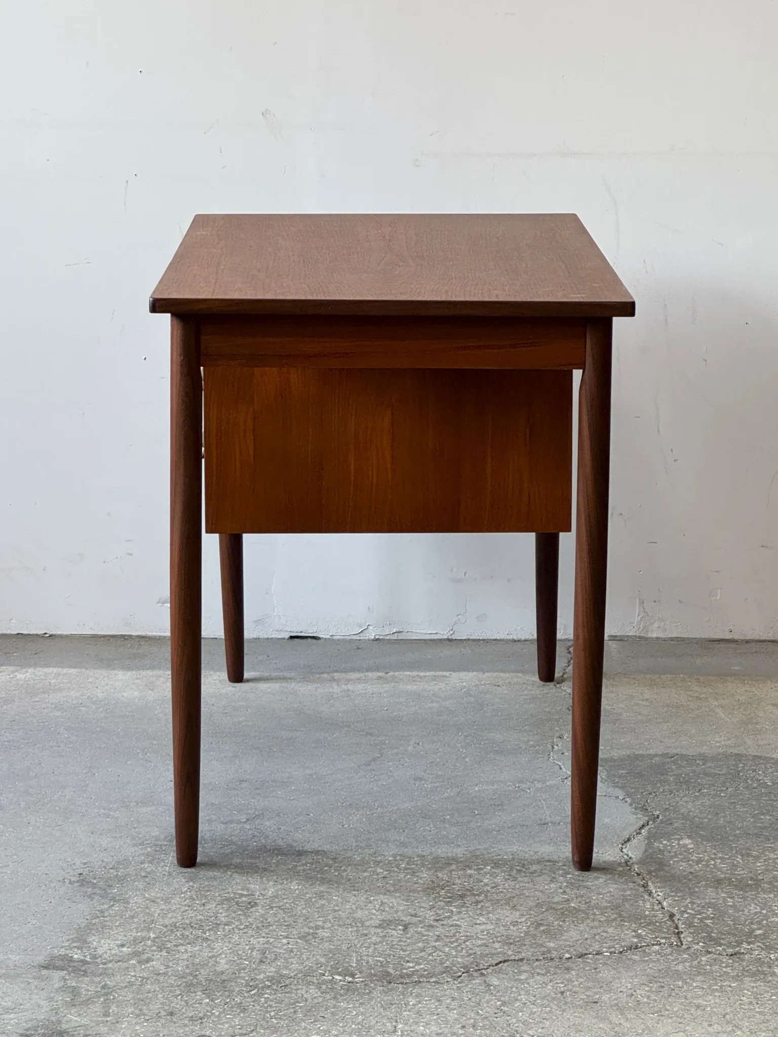 FREESTANDING DESK, DENMARK, 1960s/70s, VINTAGE, MID-C