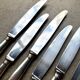6 Christofle knives in silver-plated metal, shell design.