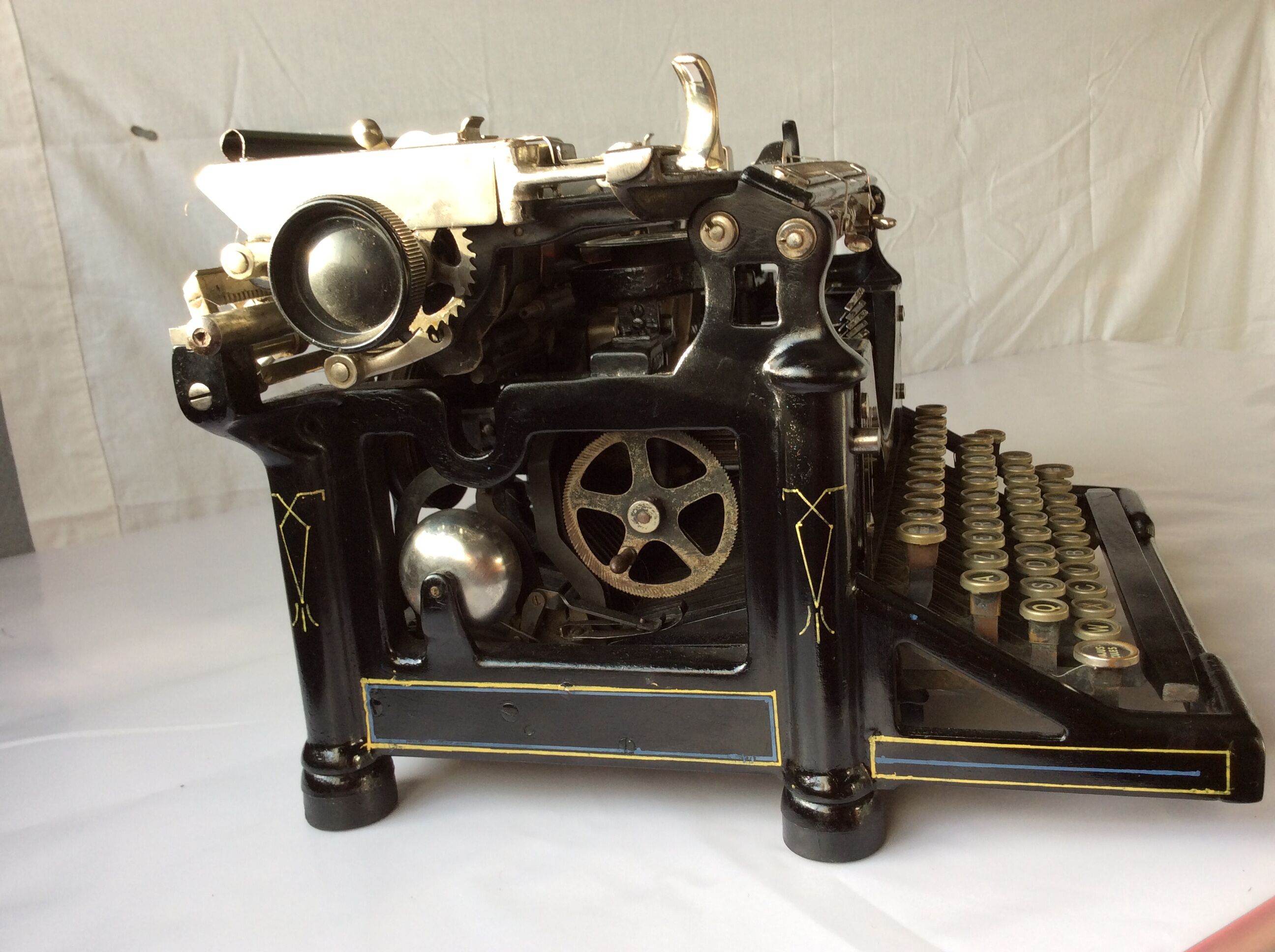Old Typewriter Underwood No.5