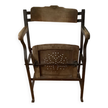 Wooden folding theater chair