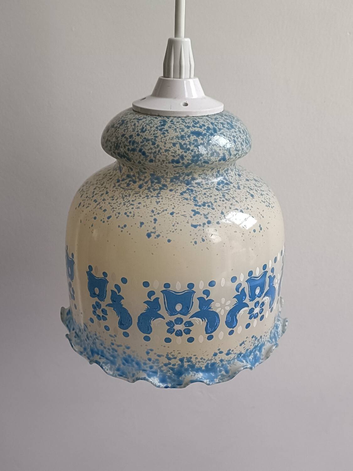 Vintage bath ball pendant