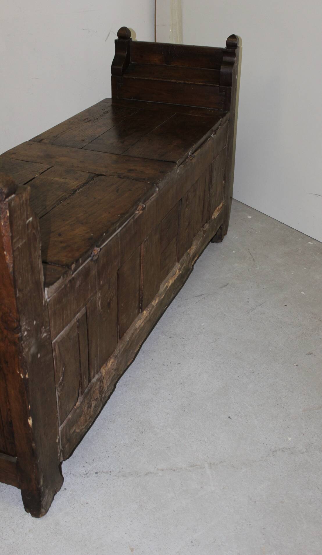 Banc coffre en chêne XVIIIe