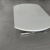 Retractable round table
