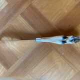 Cheese knife doe foot