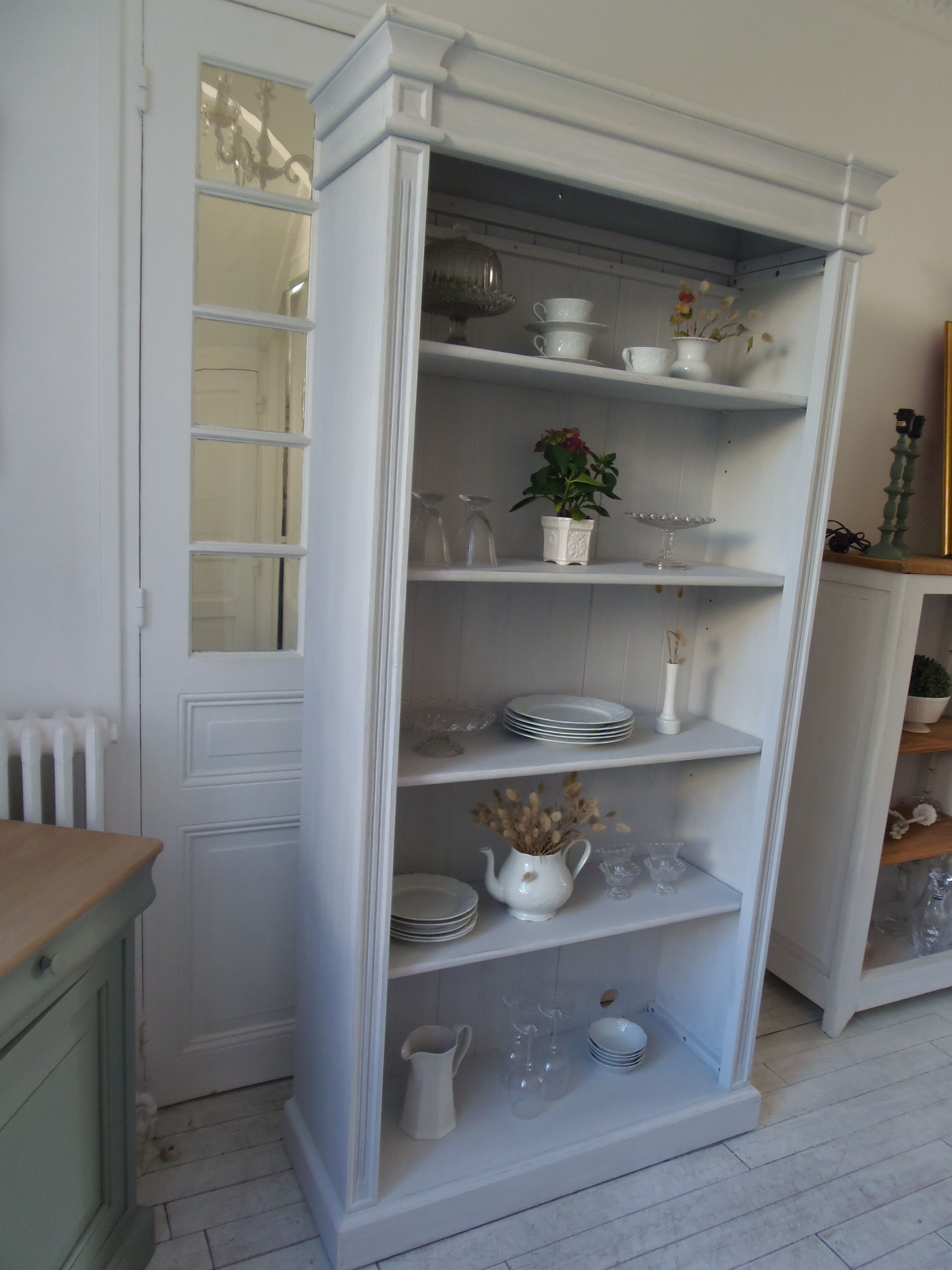 Pearl grey patinated bookcase