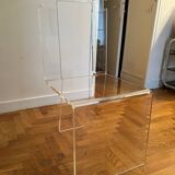 Chaise transparente designer français