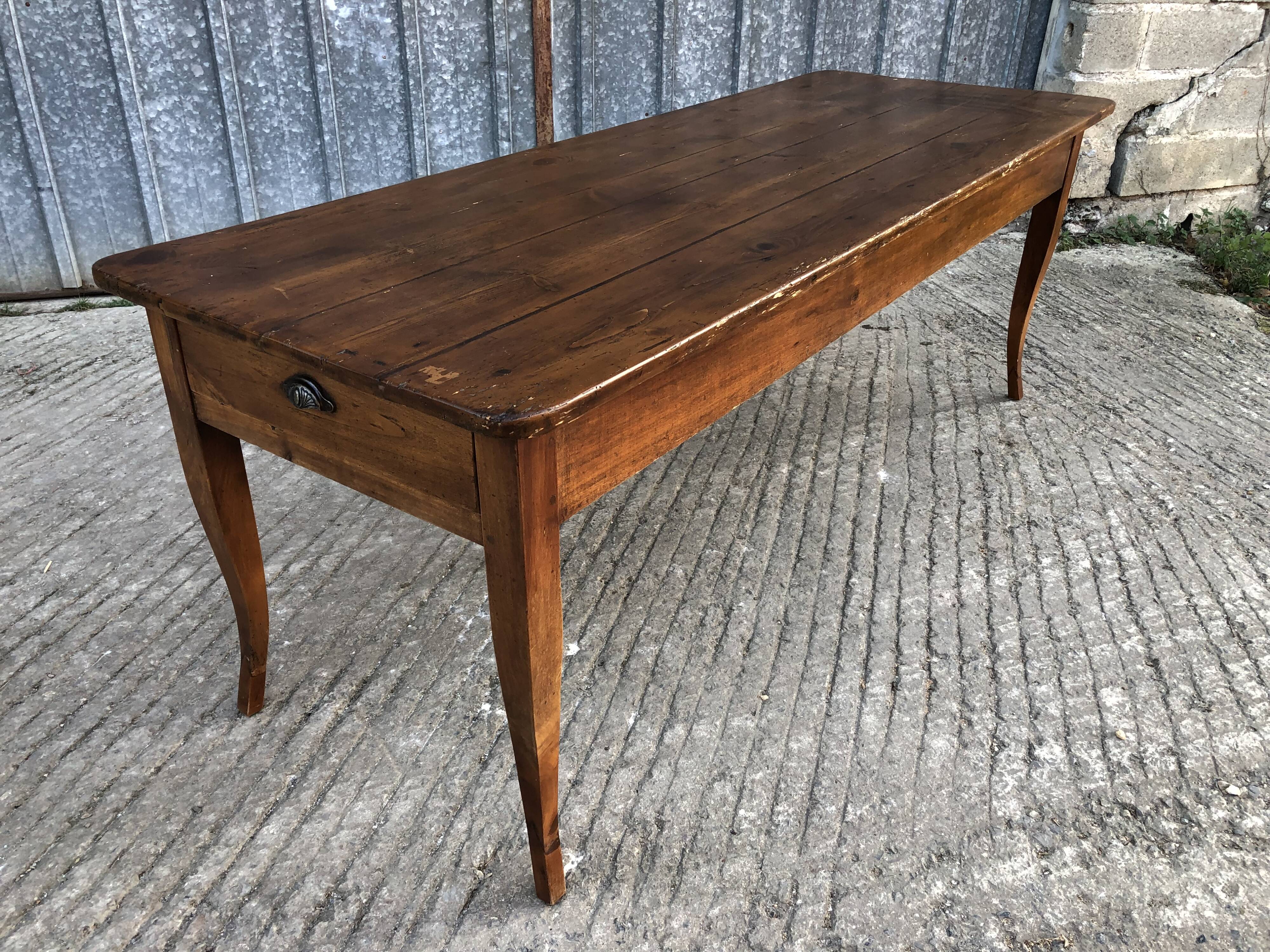 Table de ferme ancienne de style Louis XV avec 2 tiroirs