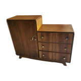 Asymetical chest of drawers
