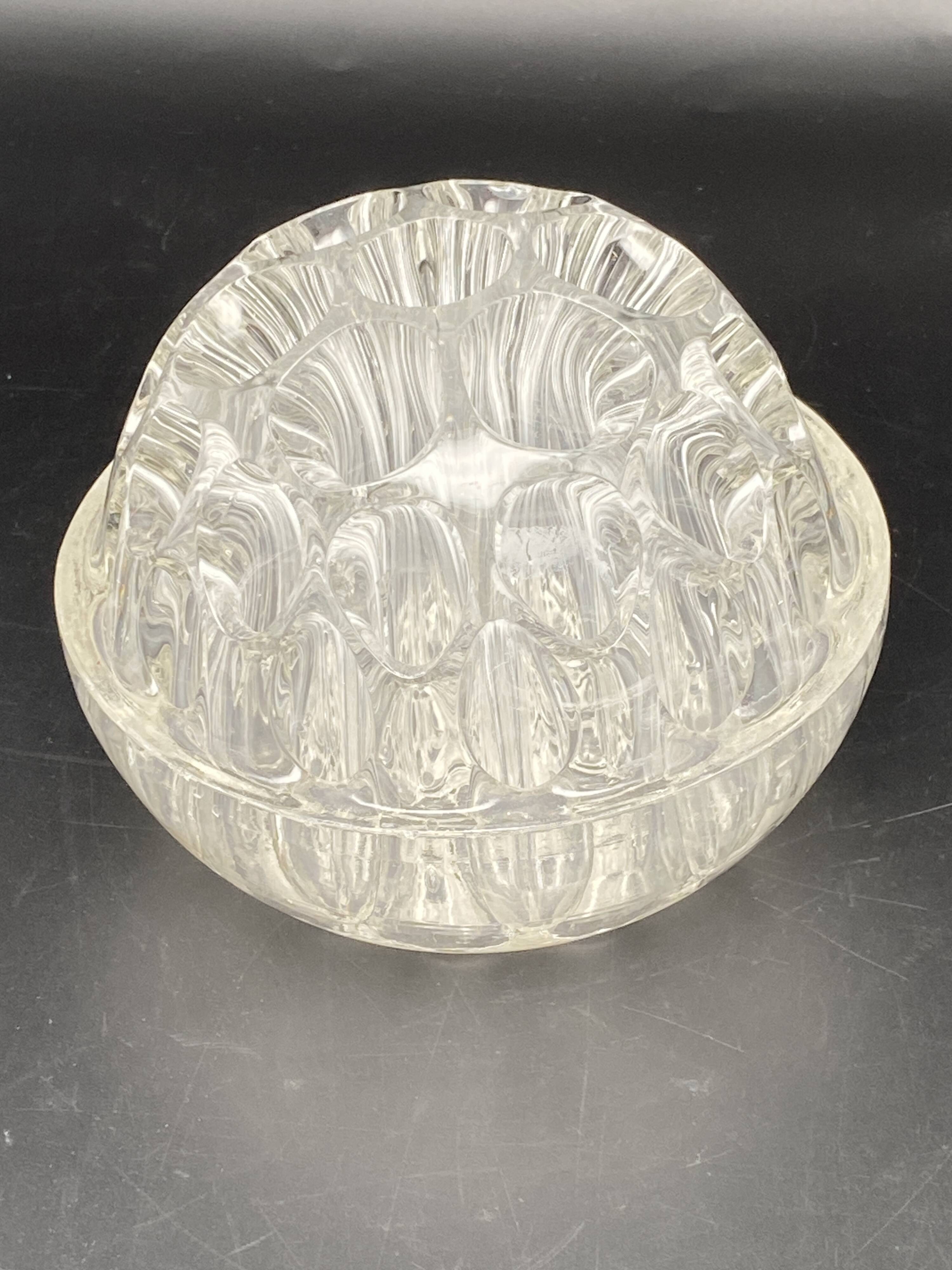 Large round glass flower pick – MPMDec23JF20