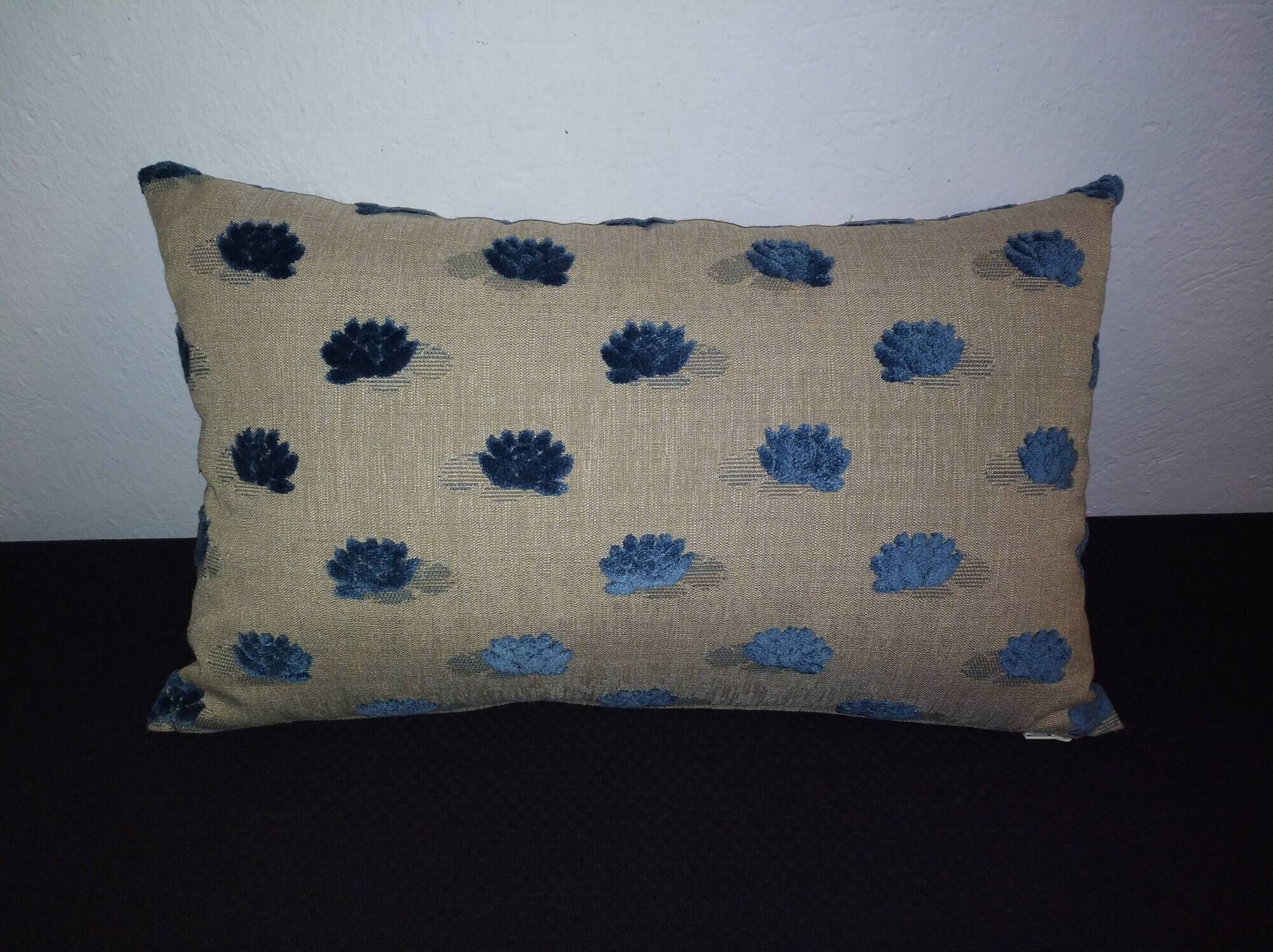 Jane Churchill linen and velvet cushion 50x50