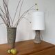 Lampe de bureau ou de table granit pierre sculptée 1970