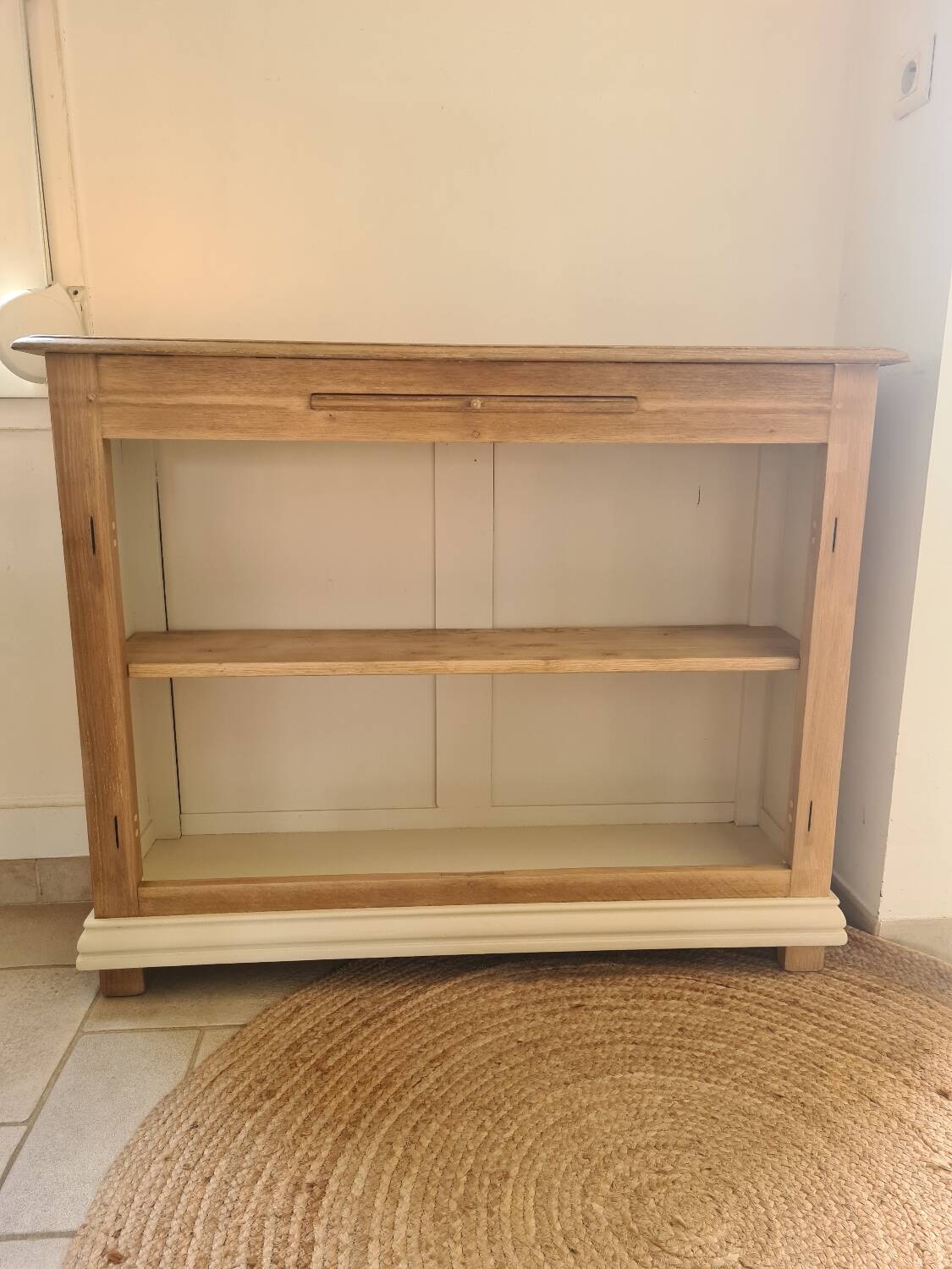 Console or solid oak entrance furniture