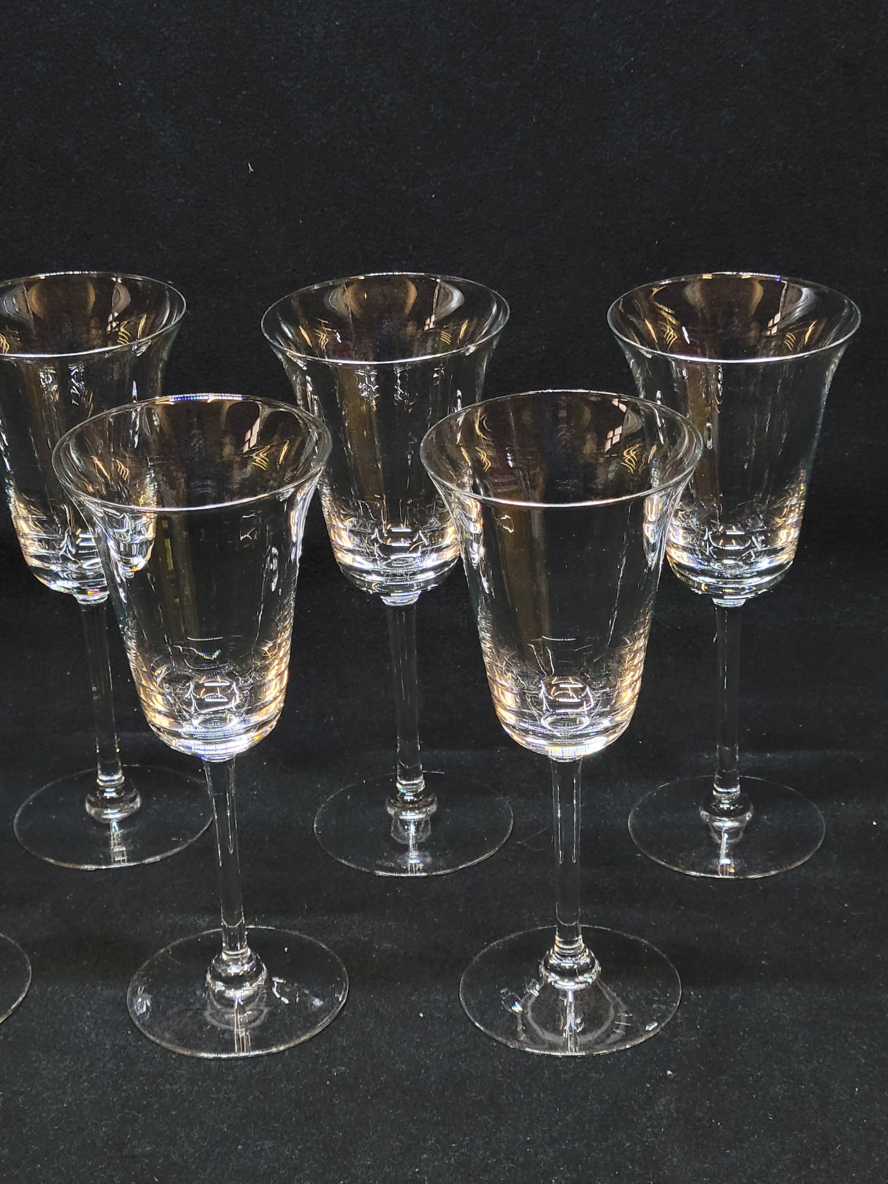 7 Baccarat Crystal Port or White Wine Glasses? / Saint Louis?