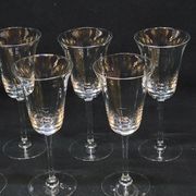 7 verres à porto ou vin blanc en cristal Baccarat ou Saint louis