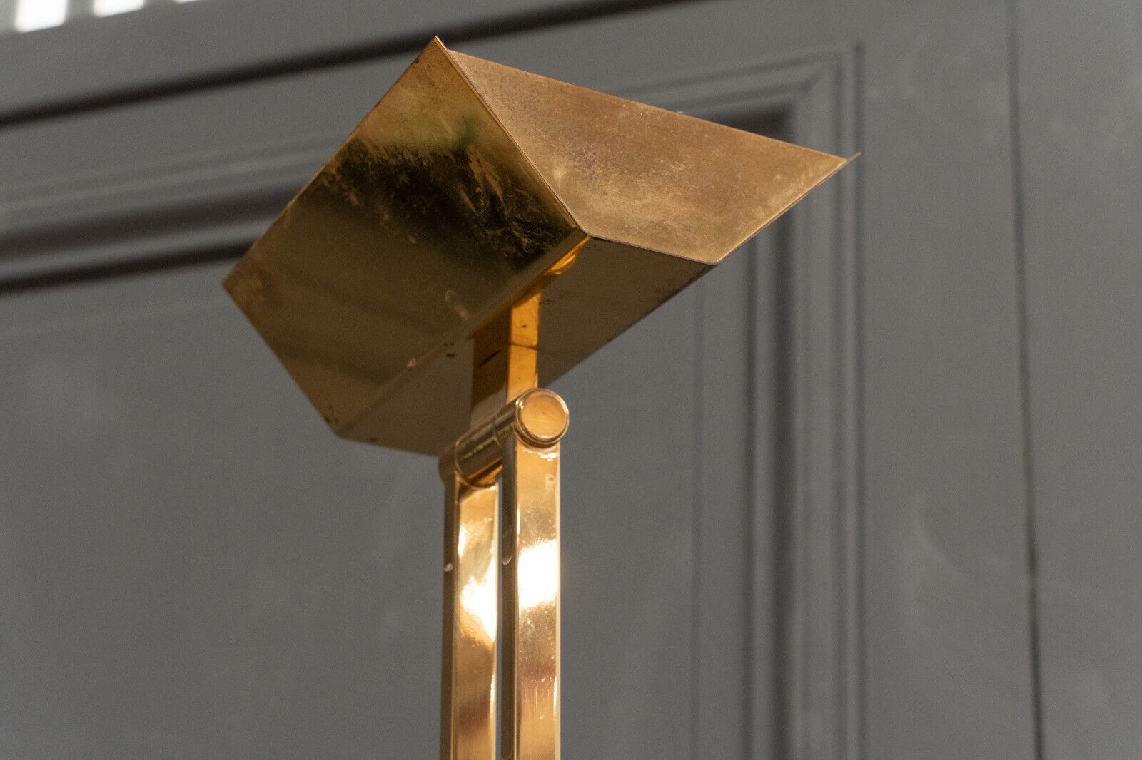 Halogen gilded metal floor lamp 1980 modernist