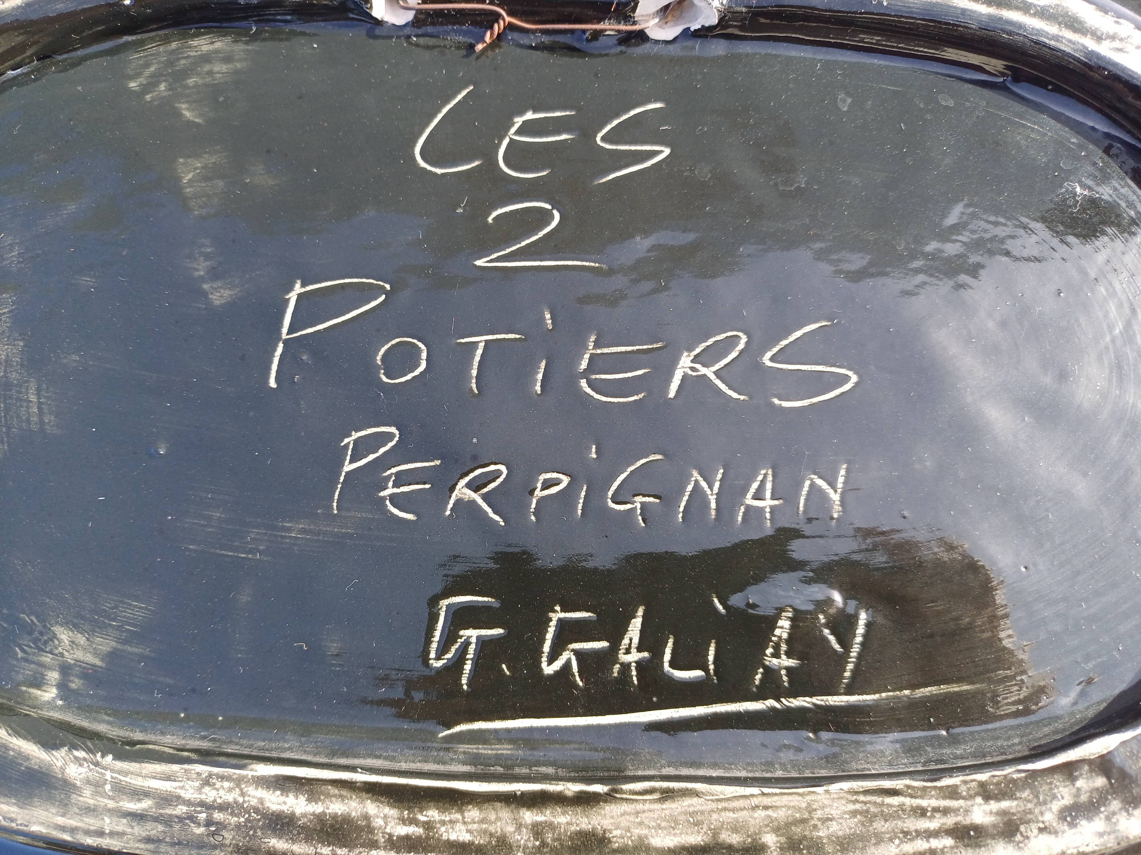 Plat Faience Les 2 Potiers Perpignan G.Galiay