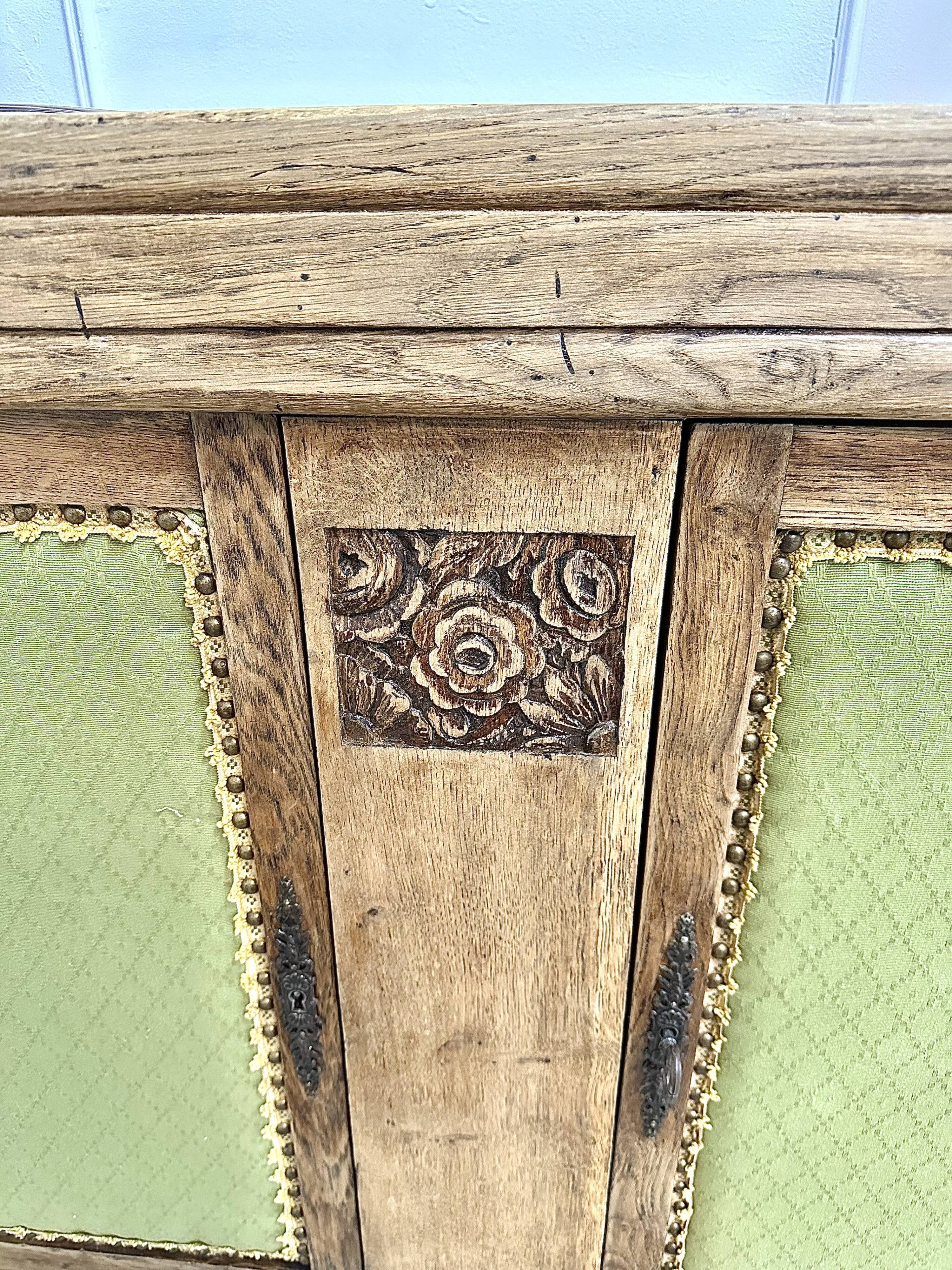 Country sideboard fabric doors